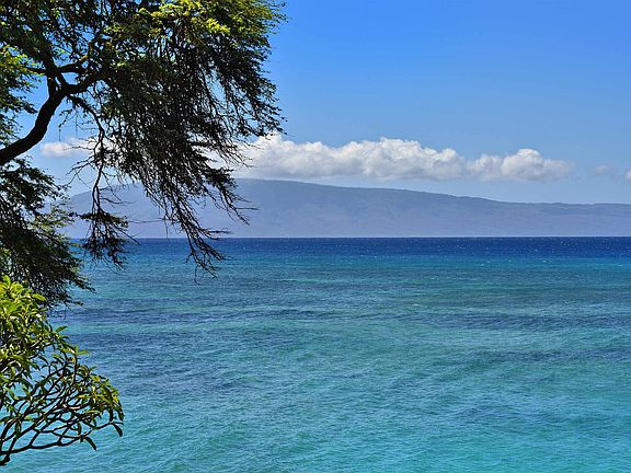 4th image of 3959 Lower Honoapiilani Rd #709