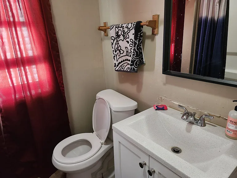 6526 Etzel Ave — Photo 9