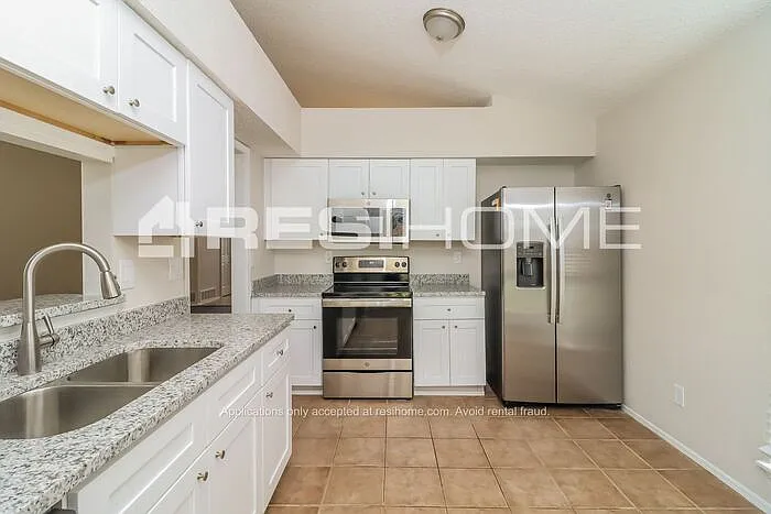 2621 Galemeadow Dr — Photo 9