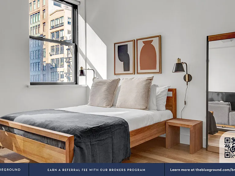 53 Park Pl #3I — Photo 9