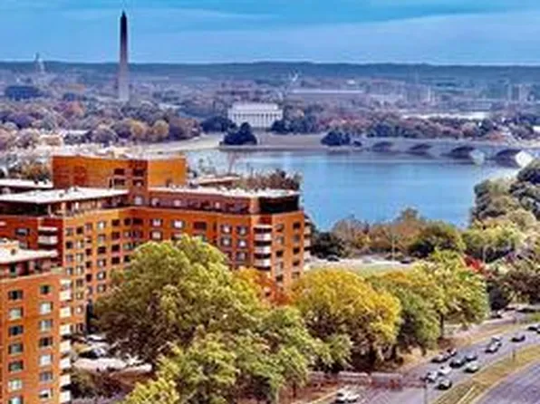 1121 Arlington Blvd APT 1004, Arlington, VA 22209