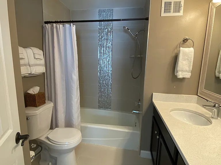 216 Gretna Green Ct — Photo 17