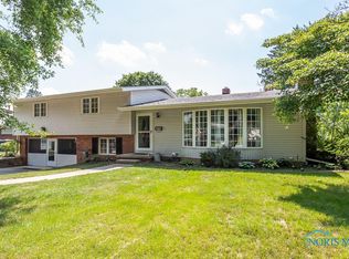 2222 Midlawn Dr, Toledo, OH