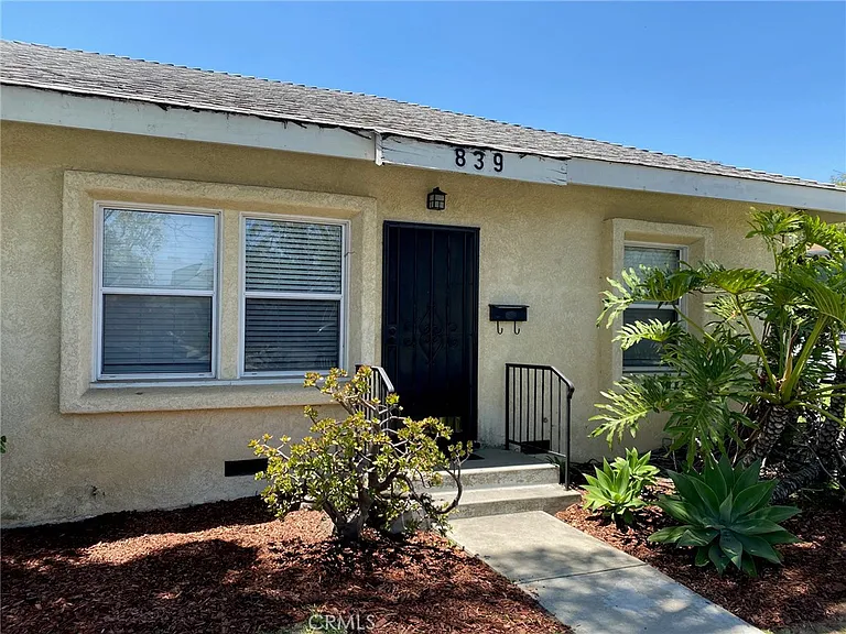 839 S Sunset Blvd — Photo 2