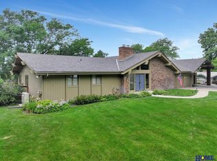 280 Skyline Dr, Elkhorn, NE 68022