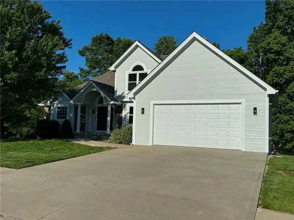 1207 N Glenview Ave, Independence, MO 64056