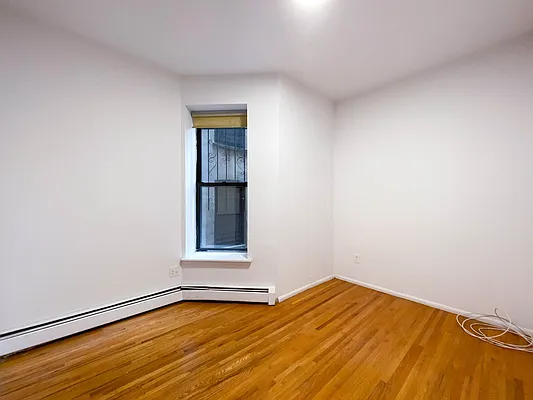 Rented by City Connections Realty | media 29