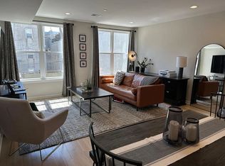 1520 Catharine St #2R, Philadelphia, PA