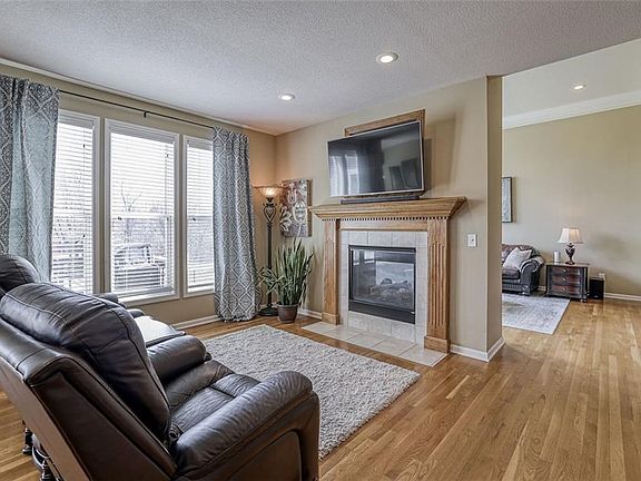 2nd image of 17743 S Roundtree Dr