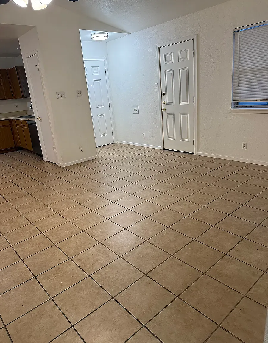 11719 Capotillo St — Photo 4