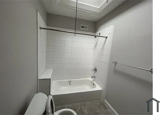 250 N Salford St — Photo 5