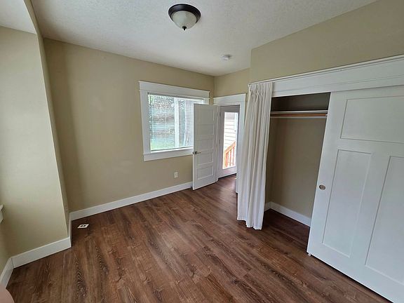 4th image of 7817 N Haven Ave