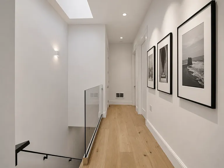 572 Chestnut St #576 — Photo 15