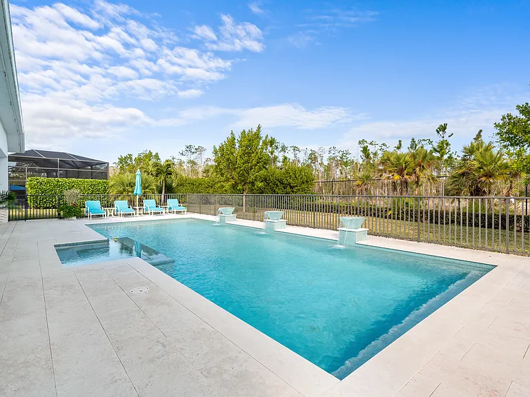 8955 Redonda Dr — Photo 64