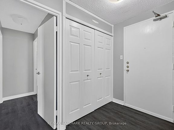 3rd image of 1081 Ambleside Dr #907