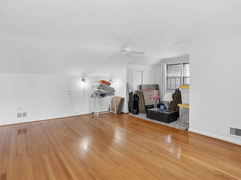 5703 Cromwell Dr — Photo 27