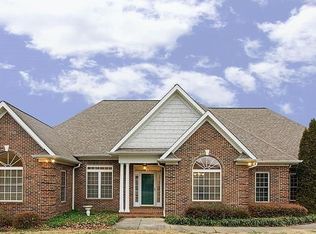 147 Sourwood Rd, State Road, NC 28676