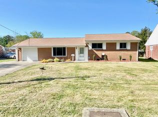 68 Arden Dr, Newport News, VA 23601