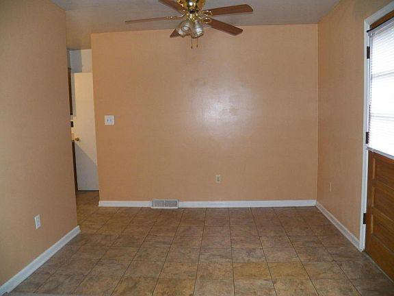 4th image of 4640 Trevino Cir NE