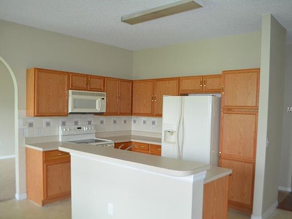 4th image of 675 Elbridge Dr