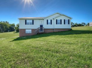 1356 Timber Ridge Rd, Bluff City, TN 37618
