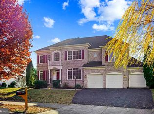 12441 Great Falls Dr, Bristow, VA 20136