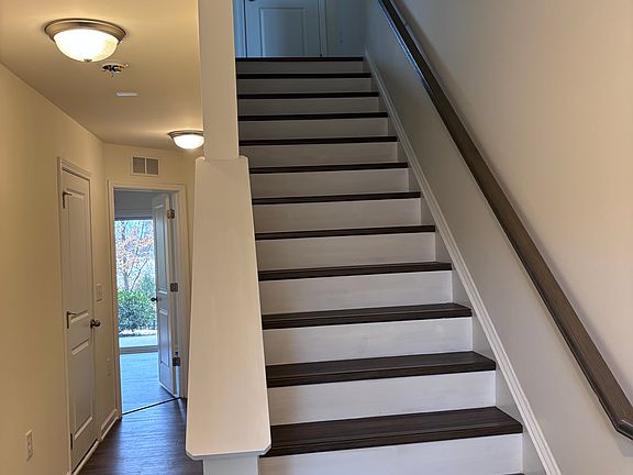 2nd image of 308 Skymont Dr