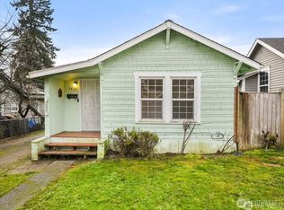 1929 11th St, Bremerton, WA 98337
