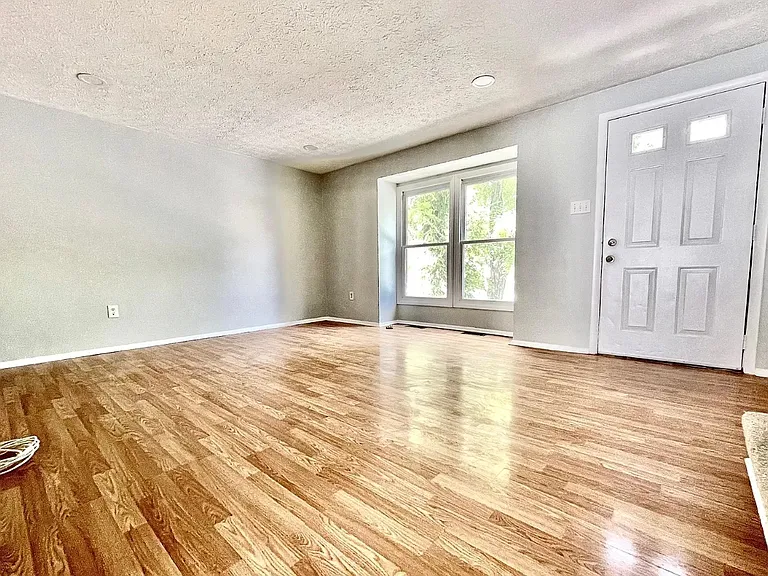 9241 Pinenut Ct #A — Photo 1