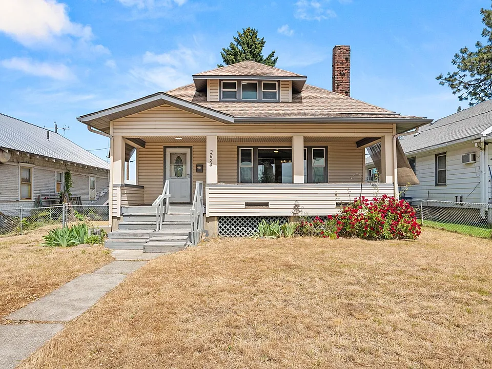 2624 W 8th Ave