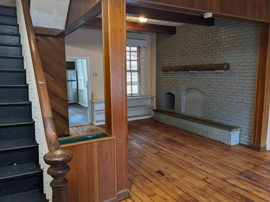 640 Saint Joseph St — Photo 2