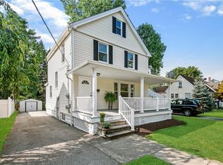 148 W Glendale St, Bedford, OH 44146