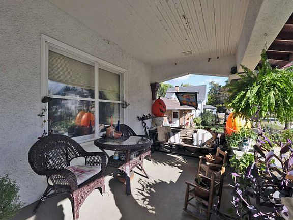 3rd image of 205 N Lagrave St