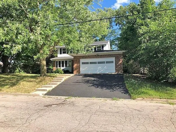 226 E North St #1, Chelsea, MI 48118