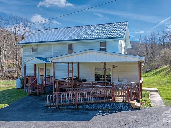 3rd image of 1190 Bicycle Rd