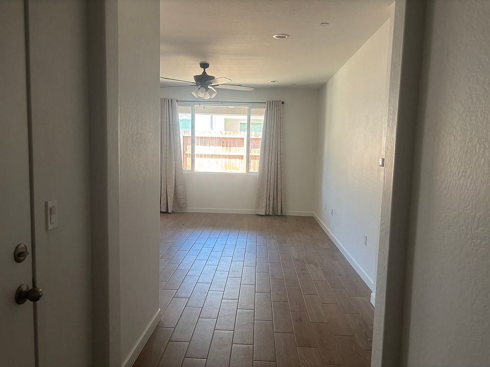 Entry way from front door