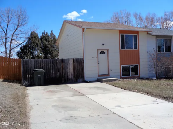 2013 S Emerson Ave, Gillette, WY 82718