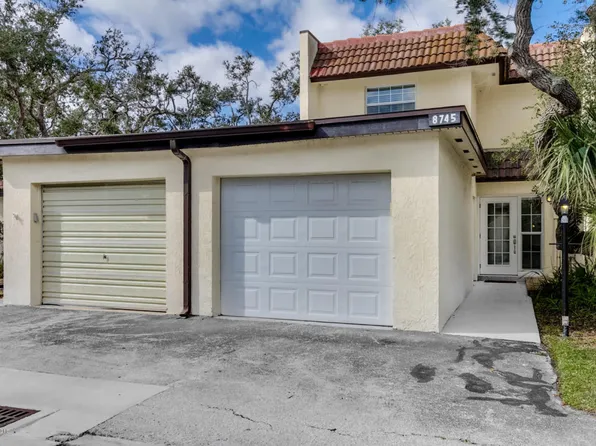 8745 Seagrape Ct, Cape Canaveral, FL 32920