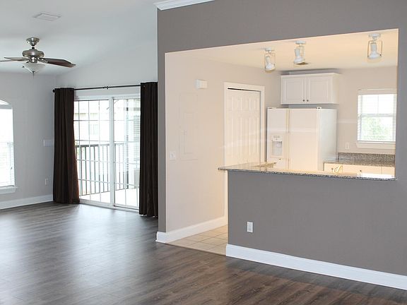 4th image of 230 Presidents Cup Way Unit 201