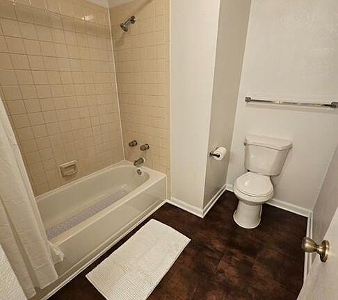 5th image of 3504 Sable Palm Ln Unit F