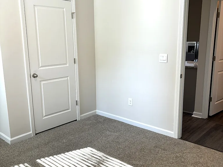 100 Kelsey Ct — Photo 15