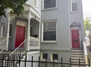 1632 N Claremont Ave #1, Chicago, IL 60647