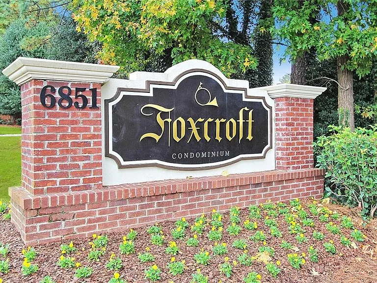 6851 Roswell Rd #F32 — Photo 9