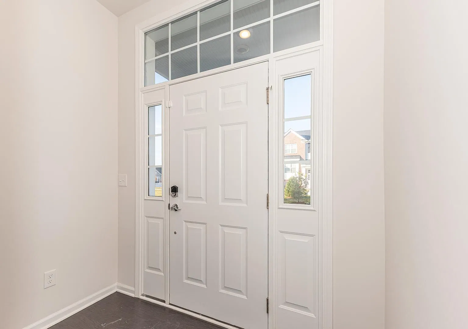 2 bed, 2.5 bath, 1787 sqft, $2,600 — Photo 2