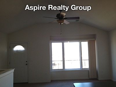 5th image of 2849 W Polk St #3