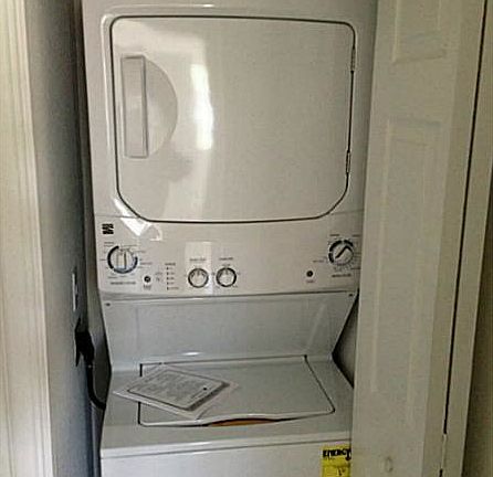 5th image of 4021 Oak Landing Dr