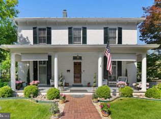 402 S Samuel St, Charles Town, WV