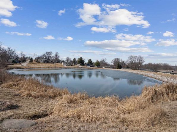 309 Pleasant View Dr NE, Solon, IA 52333