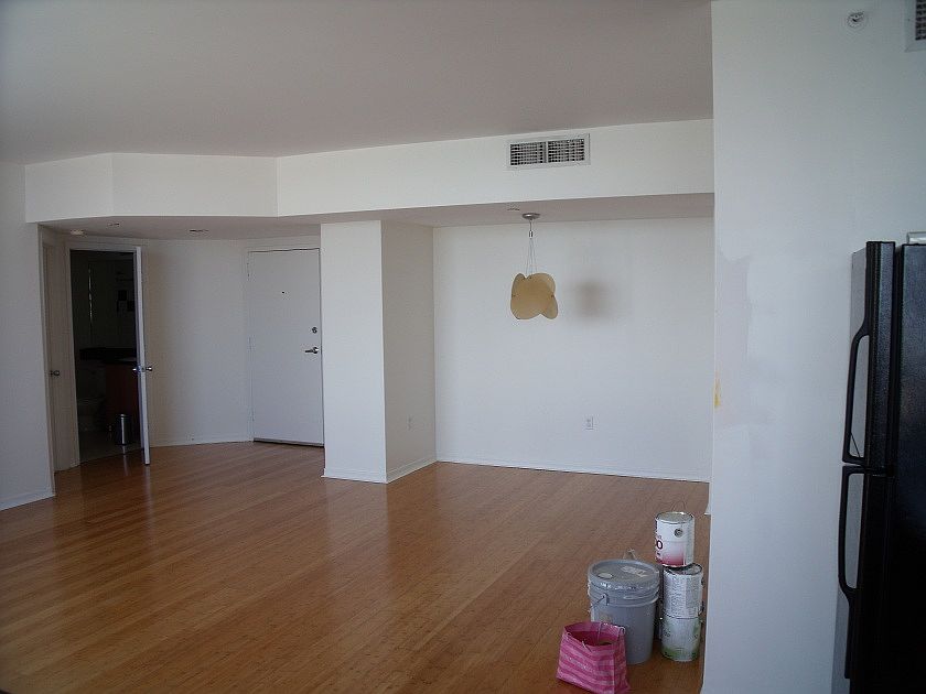 1st image of 1330 West Ave APT 2306