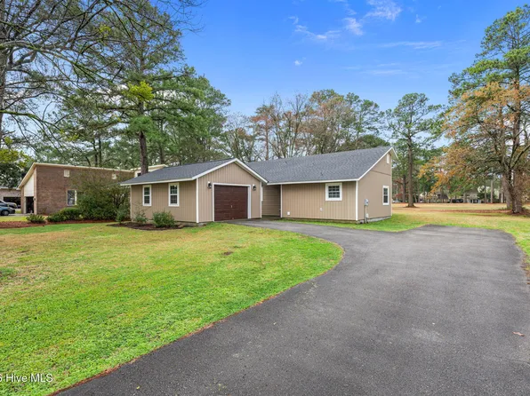 707 Plantation Drive, New Bern, NC 28562